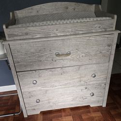 3 Drawer Chest with Changing Topper
