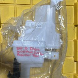 2021 -23  OEM Nissan  Rogue Windshield Washer Reservoir Tank 28910-6RR0A