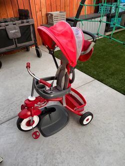 RADIO FLYER KIDS TRICYCLE