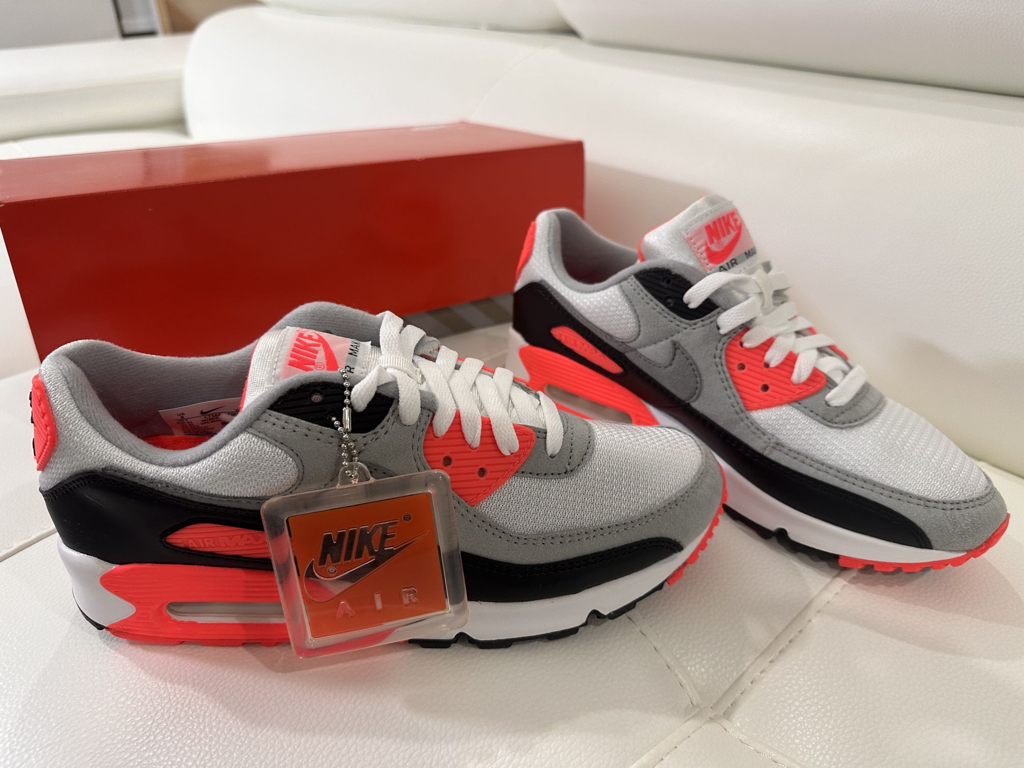 Nike Air Max 90s Infrared (2020) - Size 8