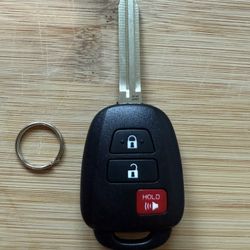 Toyota Key Fob 3 Button Fits 2013–2018 RAV4, 2014–2019 Highlander, 2016–2019 Tacoma, 2018–2019 Tundra, 2019–2020 Sequoia