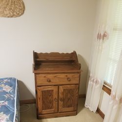 Small Desk / Dresser