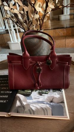 Vintage Dooney & Bourke purse