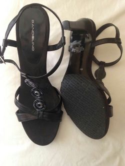 Bandolino Black Heels