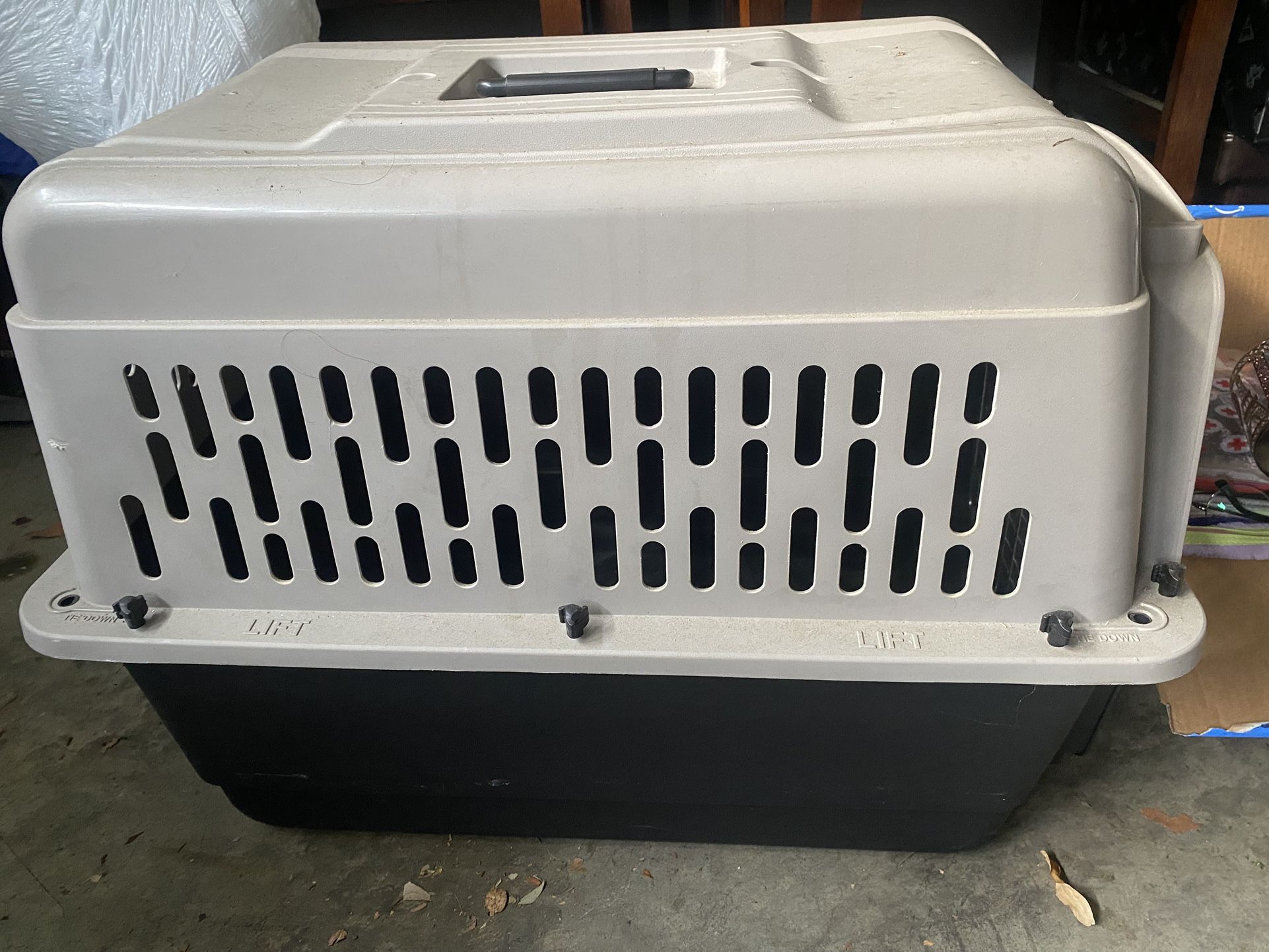Large Pet Carrier