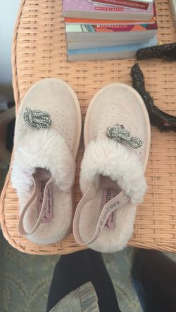 Juicy couture slippers