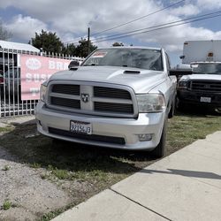 2012 dodge ram 1500 5.7 hemi
