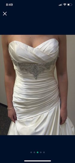 Never Worn Priscilla Wedding Gown