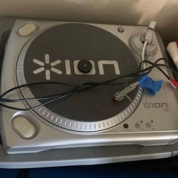 Ion USB turntable