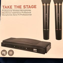 Wireless microphones