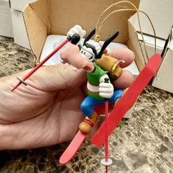 Vintage Disney Grolier GOOFY Ski Skiing Christmas Magic Ornament 1990's with Box