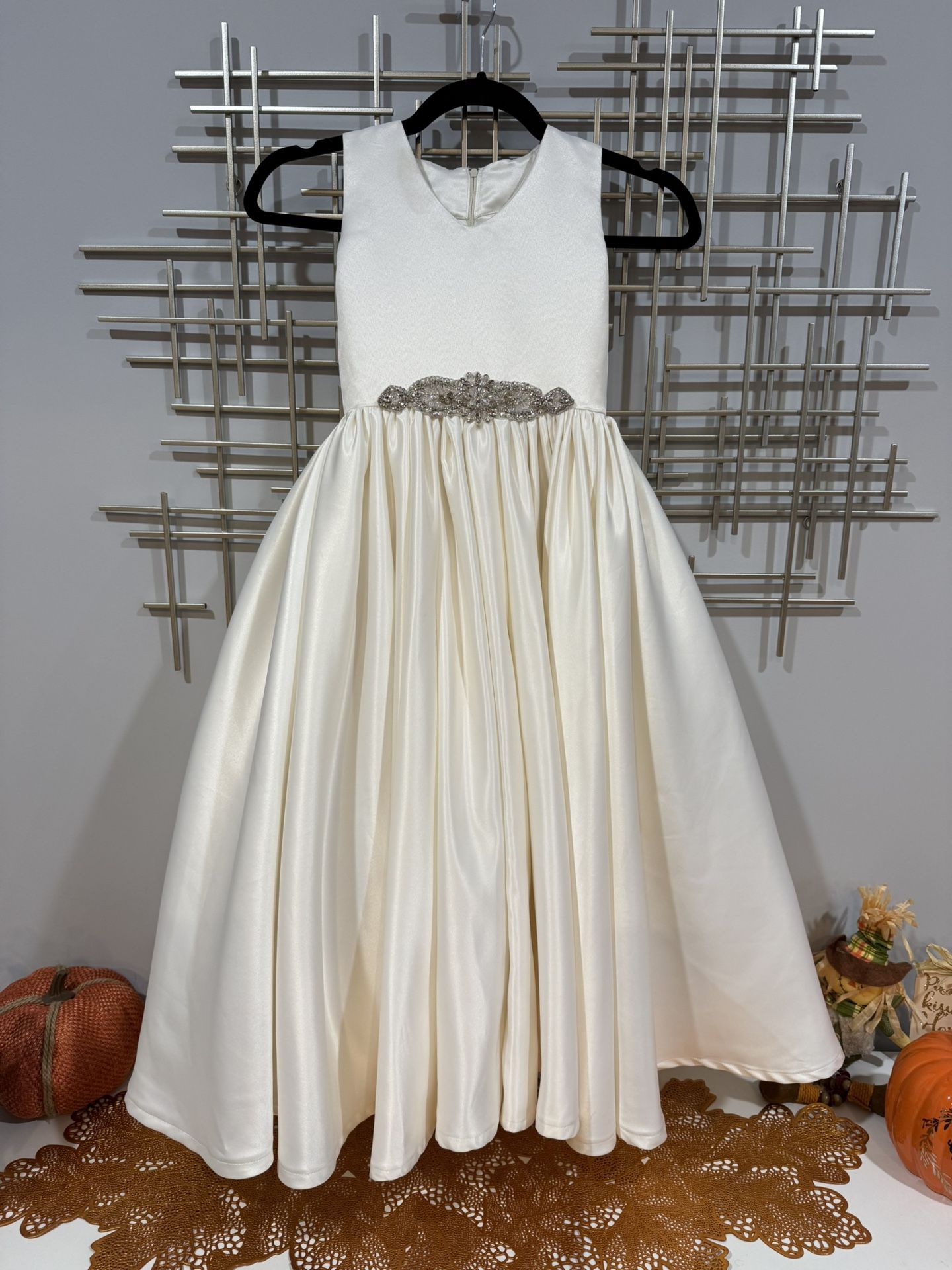 GORGEOUS Amalee Flower Girl Dress - Size 6