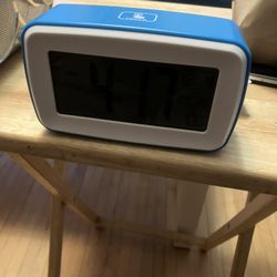 Blue/white Battery Clock