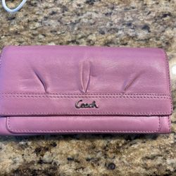 Pink Leather Coach Wallet 