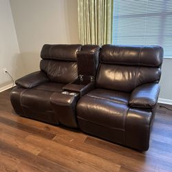 Haverty’s Dual Reclining Sofa 2 Years Old 