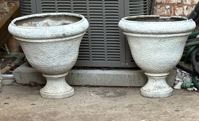 (2) West Point Southern Home Pots