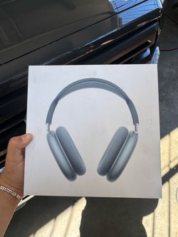 Apple AirPods Max Headphones