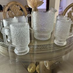 $10  Jarra de Cristal Con 5 Vasos