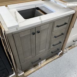 Bathroom vanity cabinet 36” full mango Quartz top with sink 