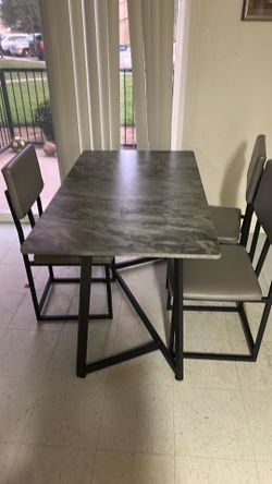 Kitchen table