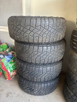 Set of 4  Tires