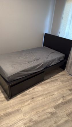 Twin size mattress and bed frame