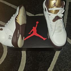 WMNS AIR JORDAN 5 RETRO   SHOES  NEW 