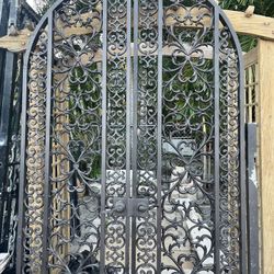 ALUMINUM GATES • 2 DOORS ARCHED • 100% • NEVER RUST • 