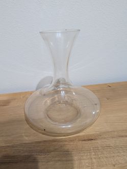 FREE Wine Decanter (small chip)