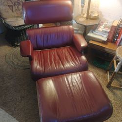 Early Herman Miller Chair And Ottoman . Possible Prototype.