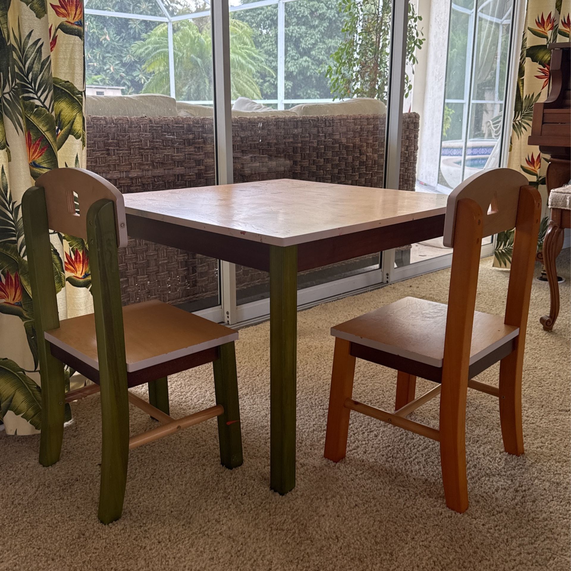 Table And Chairs For Kids