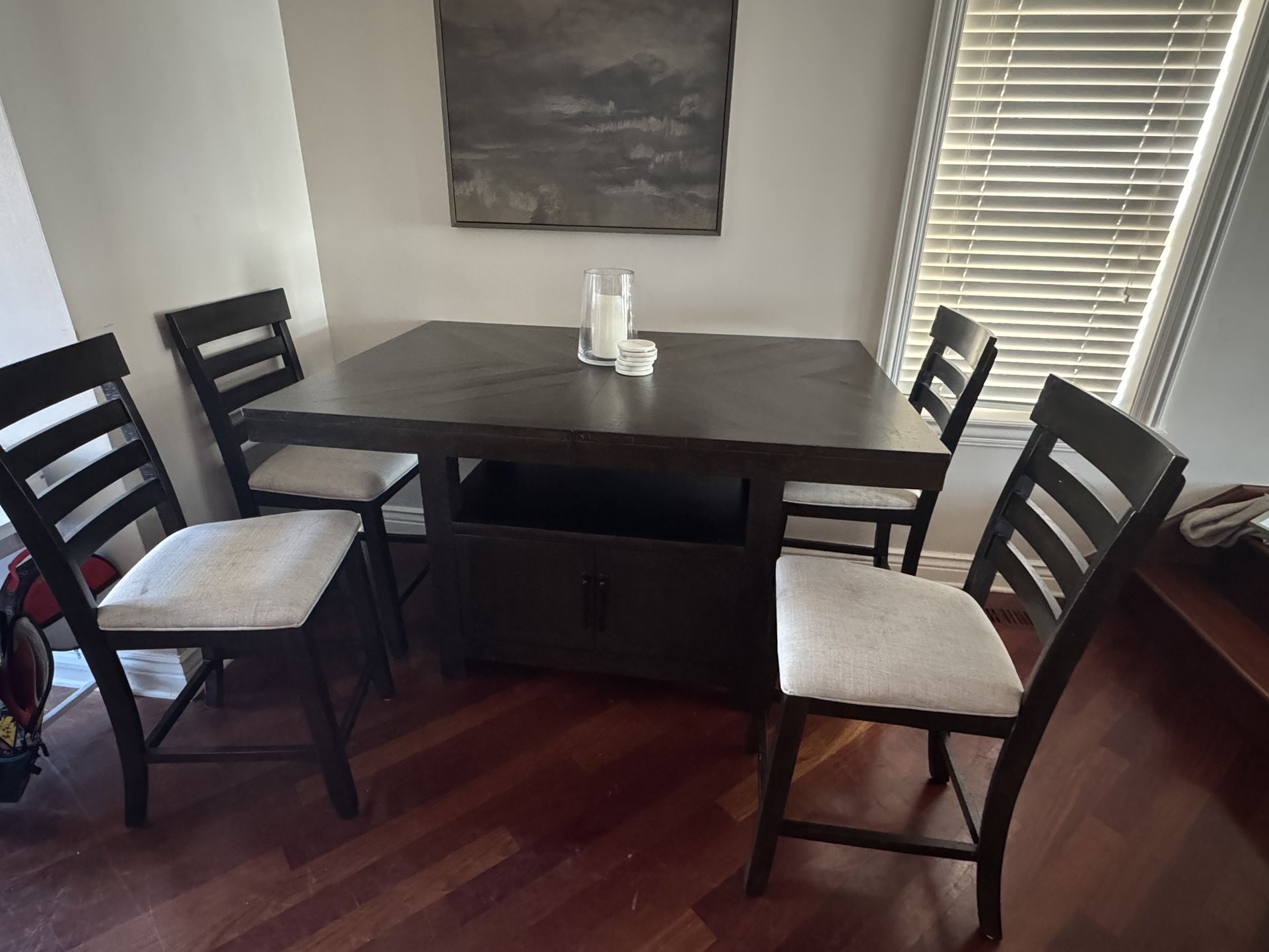 Dining Table With 5 Chairs 