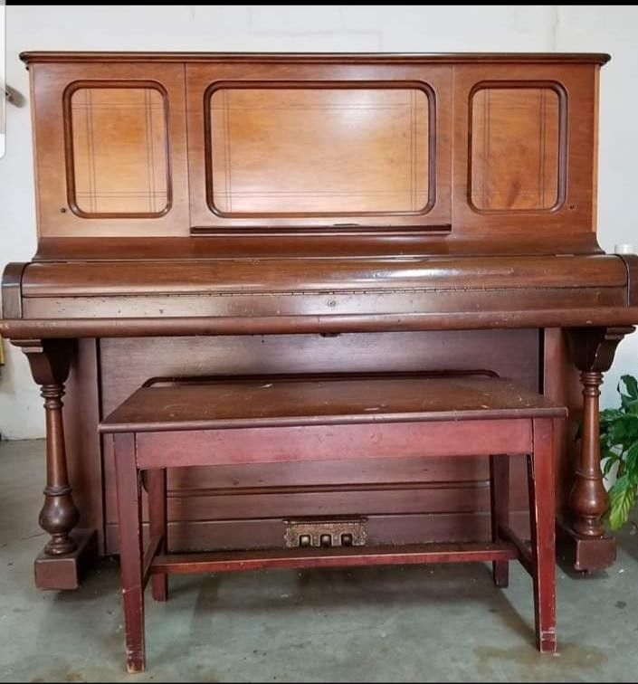 Free piano