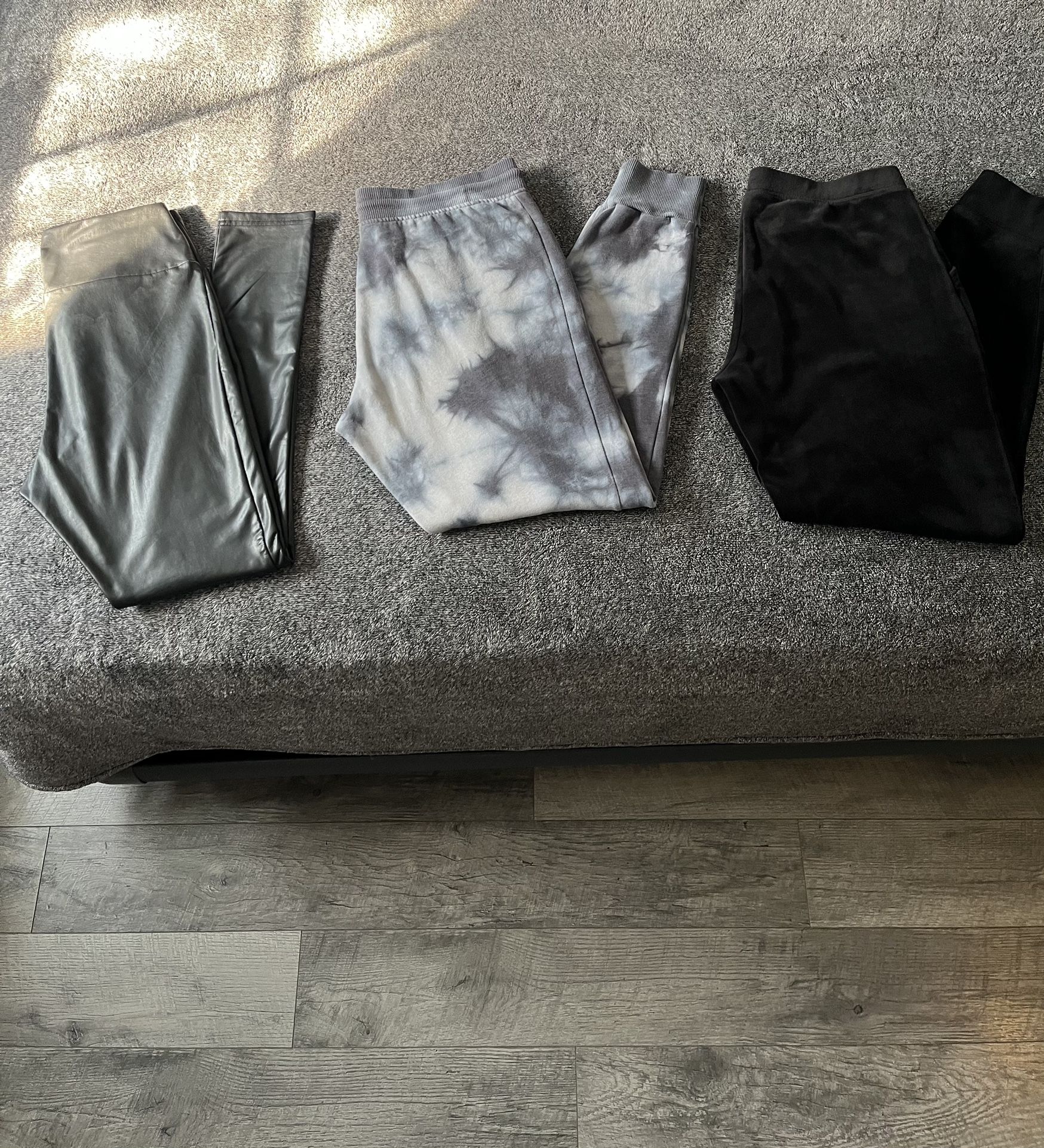 WOMENS PANTS ALL SIZE SMALL