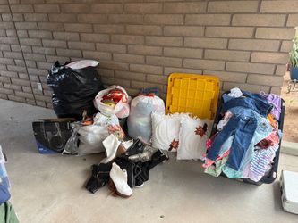 Ropa mujer hombre y niña zapatos y chacharas