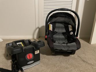 Graco Infant Car seat and Base