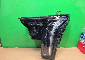 Headlight optiq 2025 2026