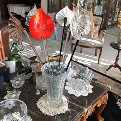 ABC Chipped CZECH HAND CUT CRYSTAL VASE 12” x 10”. QUEEN LACE with Cristal Calla Lili