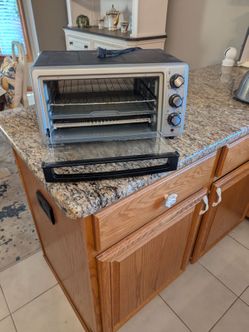 Toaster Oven - like New