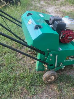 Lesco Commercial Plus Split-Drive Aerator with Honda GX120 Engine