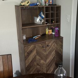 Modern Wood Wine Bar Cabinet with Storage & Bottle Rack – Like New!