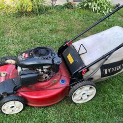 Toro Lawn Mower Self Propelled With Bag