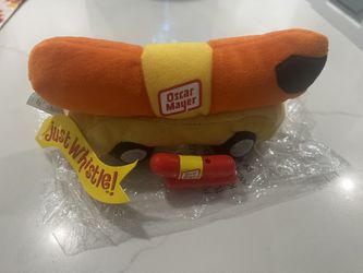 Oscar Meyer stuffed Wiener mobile with whistle new