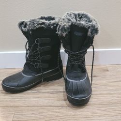 Winter Boots, Kihmbu Women's Size 9