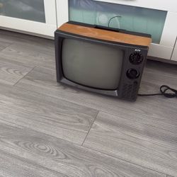 TV Vintage 1970 / Working 