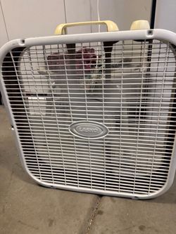 Lasko Box Fan- white
