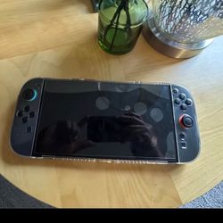 Nintendo switch 2 like new 