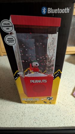 Peanuts Snoopy Bluetooth Snow Water Speaker