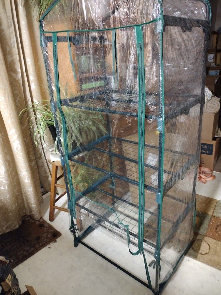 Mini Garden Greenhouse Indoor/Outdoor *Already Assembled*