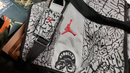 Mars Jordan Sling/Messenger bag